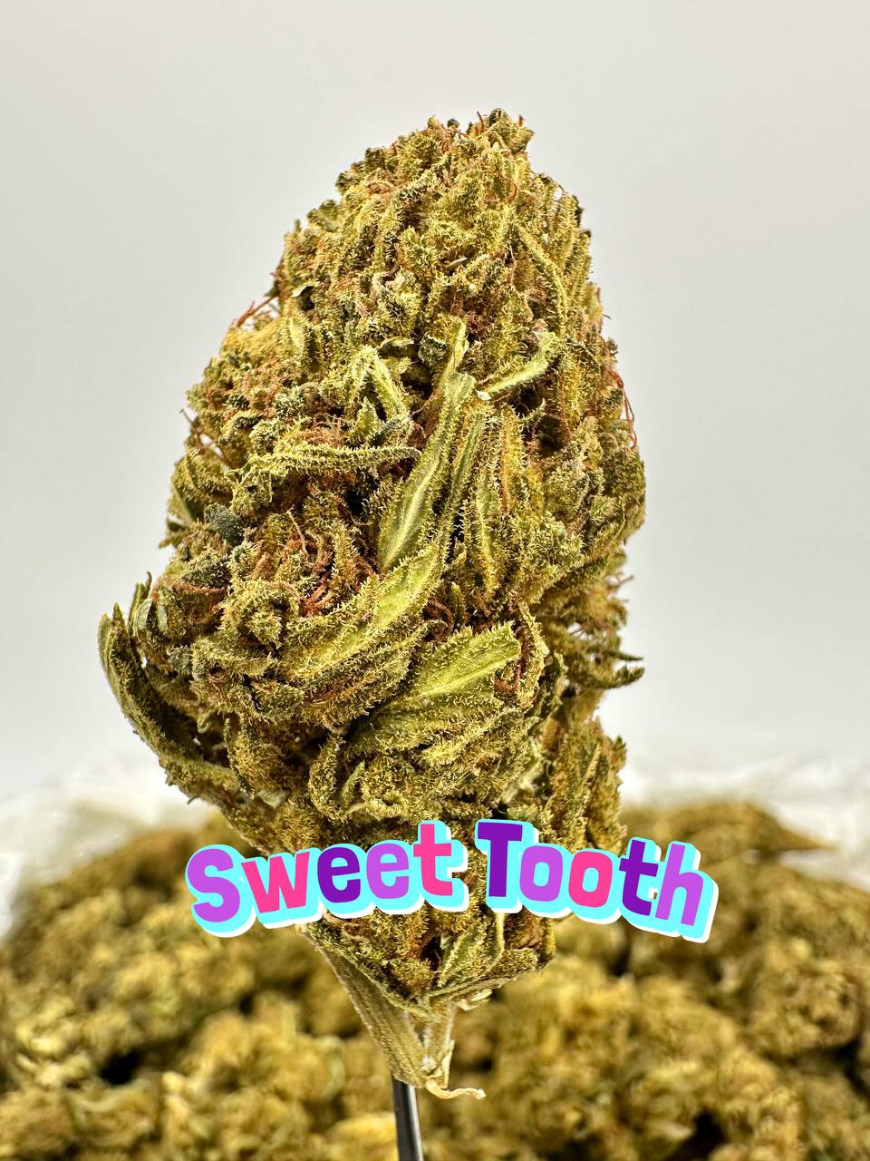 ORGANIC OUTDOORS: Alien Dawg, Sweet Tooth, Lemon Snow, Grape Ape